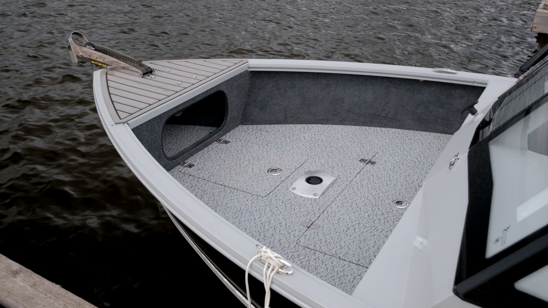 Viking 4.6 F